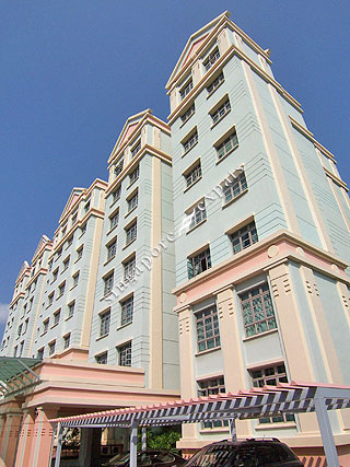 Pictures Springdale Condo Singapore on Singapore Condo  Apartment Pictures     Buy  Rent Azalea Park