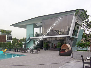 HILLCREST VILLA