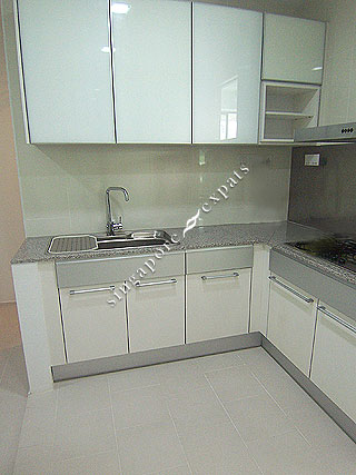 Rivergate Singapore Pictures on Singapore Condo  Apartment Pictures   Buy  Rent Rivergate At Robertson