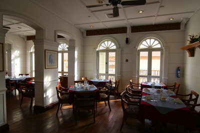 Albert Cafe & Restaurant