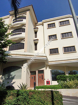 ALOCASSIA APARTMENTS