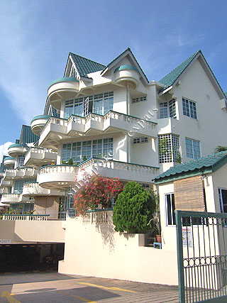 LOYANG GARDENS