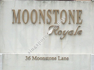 MOONSTONE ROYALE