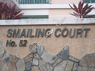 SMAILING COURT