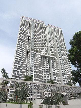 THE METROPOLITAN CONDO