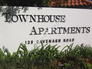 TOWNHOUSE APARTMENTS
